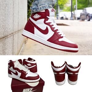 💎✨NIB✨💎NIKE Air Jordan Retro High OG Team Red